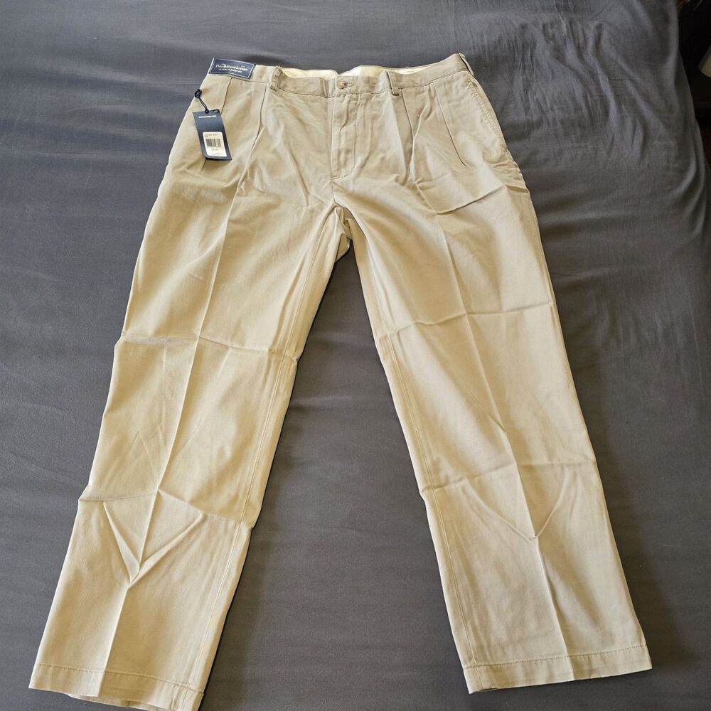 NWT Polo Ralph Lauren Pants Mens 38x29 Beige Pleated Classic Fit 100% Cotton - Picture 1 of 8
